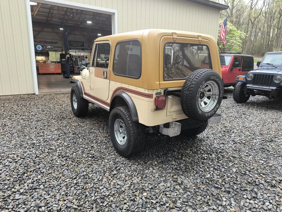 1985 Jeep CJ7 - Image 11 of 31