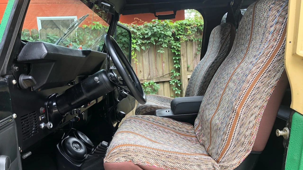 1985 Jeep CJ7 - Image 3 of 30