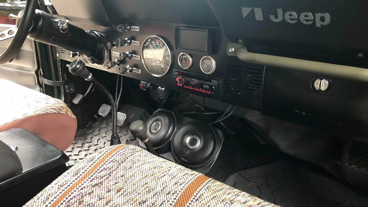 1985 Jeep CJ7 - Image 7 of 30