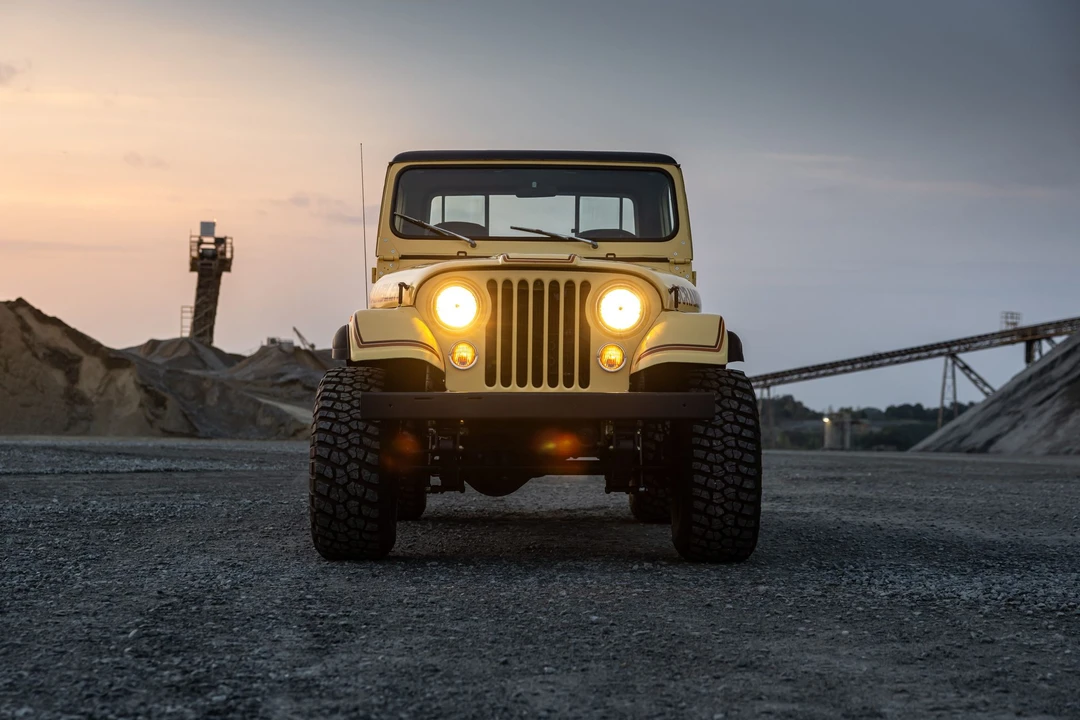 1985 Jeep CJ8 Scrambler - Image 29 of 31