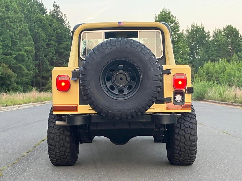 1985 Jeep CJ8 Scrambler - Image 23 of 31