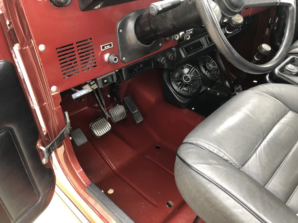 1985 Jeep CJ8 Scrambler - Image 18 of 31