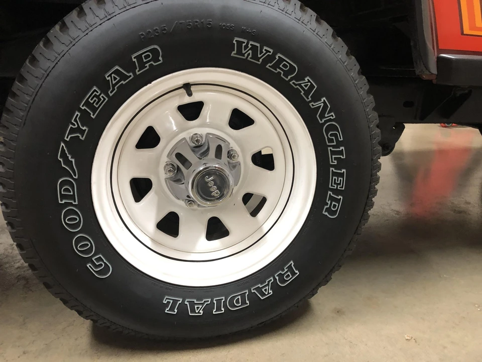 1985 Jeep CJ8 Scrambler - Image 11 of 31