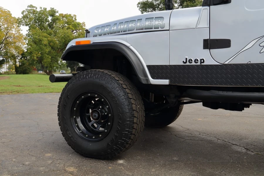 1985 Jeep CJ8 Scrambler - Image 15 of 25