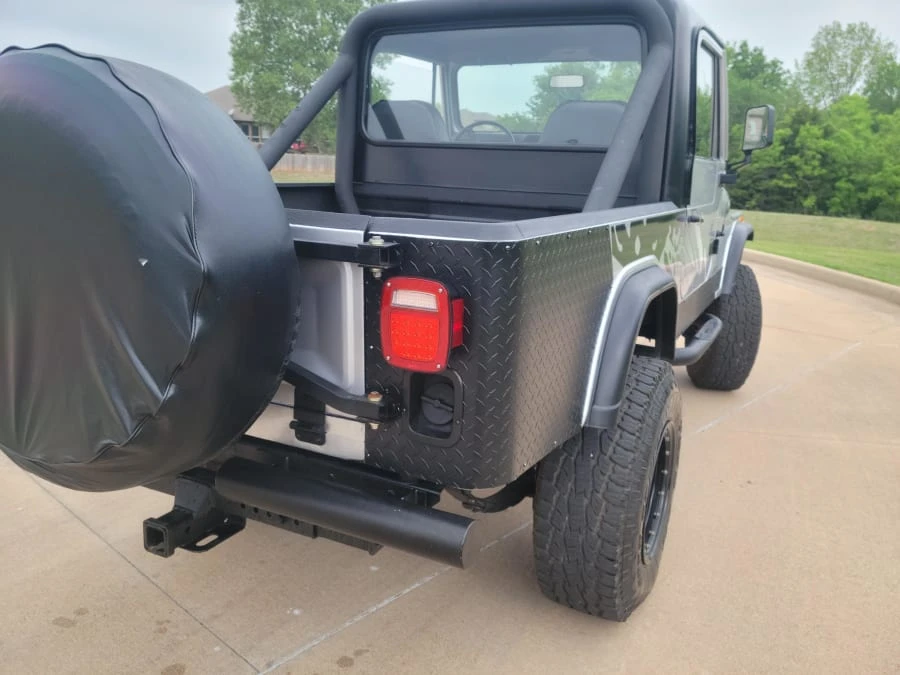 1985 Jeep CJ8 Scrambler - Image 5 of 31