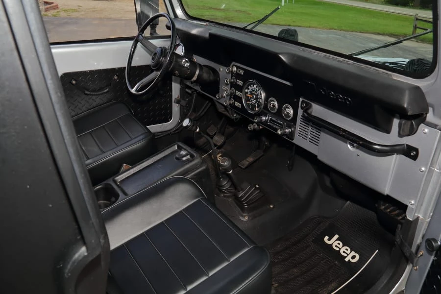 1985 Jeep CJ8 Scrambler - Image 16 of 25