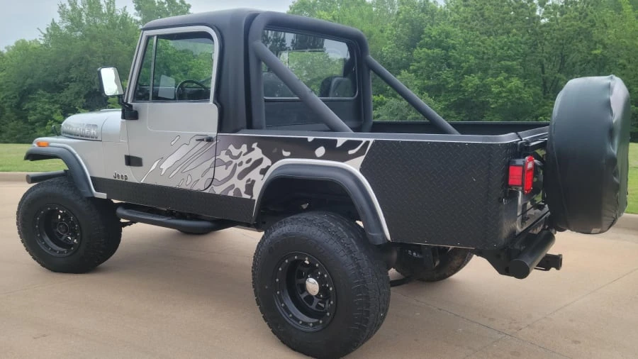 1985 Jeep CJ8 Scrambler - Image 13 of 31