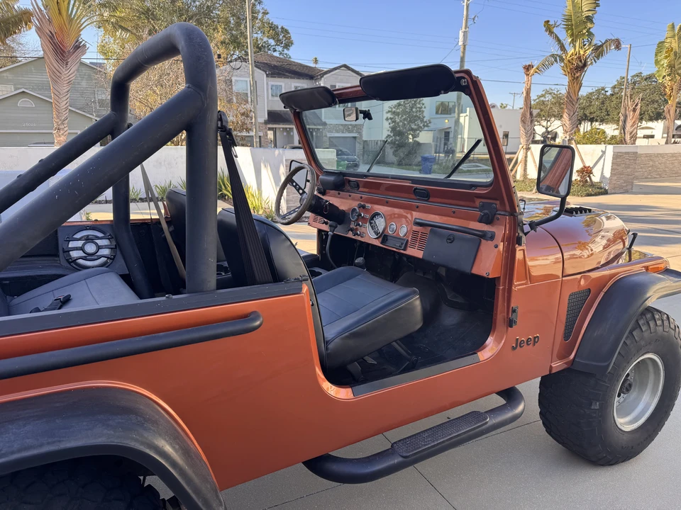 1985 Jeep CJ8 Scrambler - Image 14 of 31