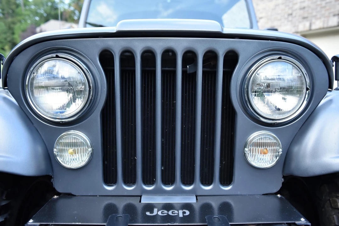 1985 Jeep CJ8 Scrambler - Image 23 of 31