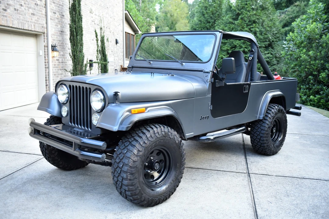 1985 Jeep CJ8 Scrambler - Image 3 of 31