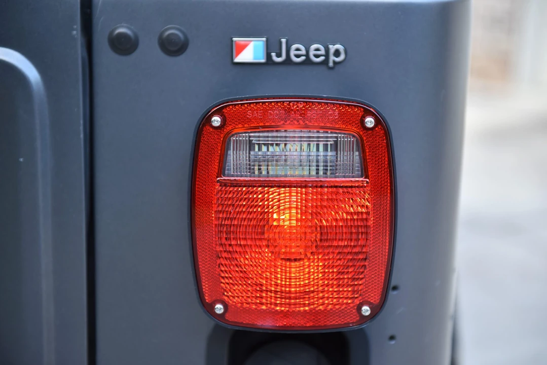 1985 Jeep CJ8 Scrambler - Image 31 of 31