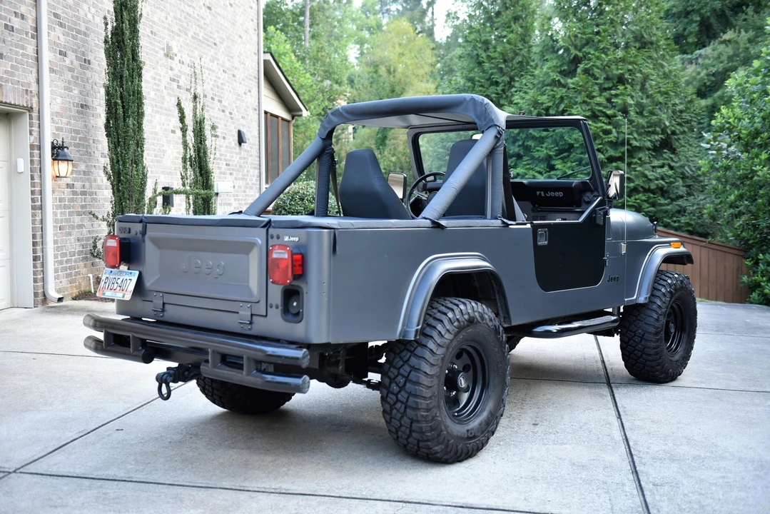 1985 Jeep CJ8 Scrambler - Image 10 of 31