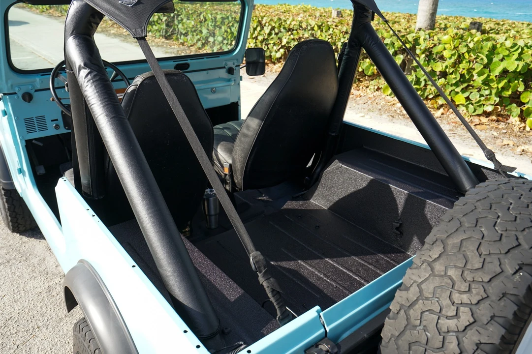 1985 Jeep CJ7 - Image 9 of 20