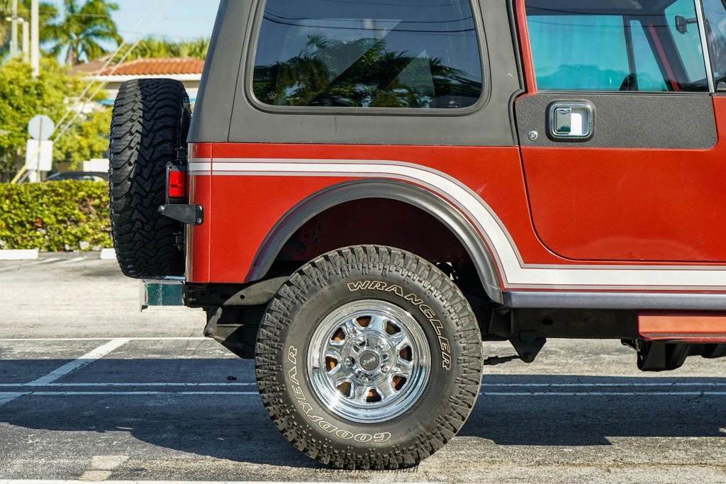 1985 Jeep CJ7 - Image 10 of 12