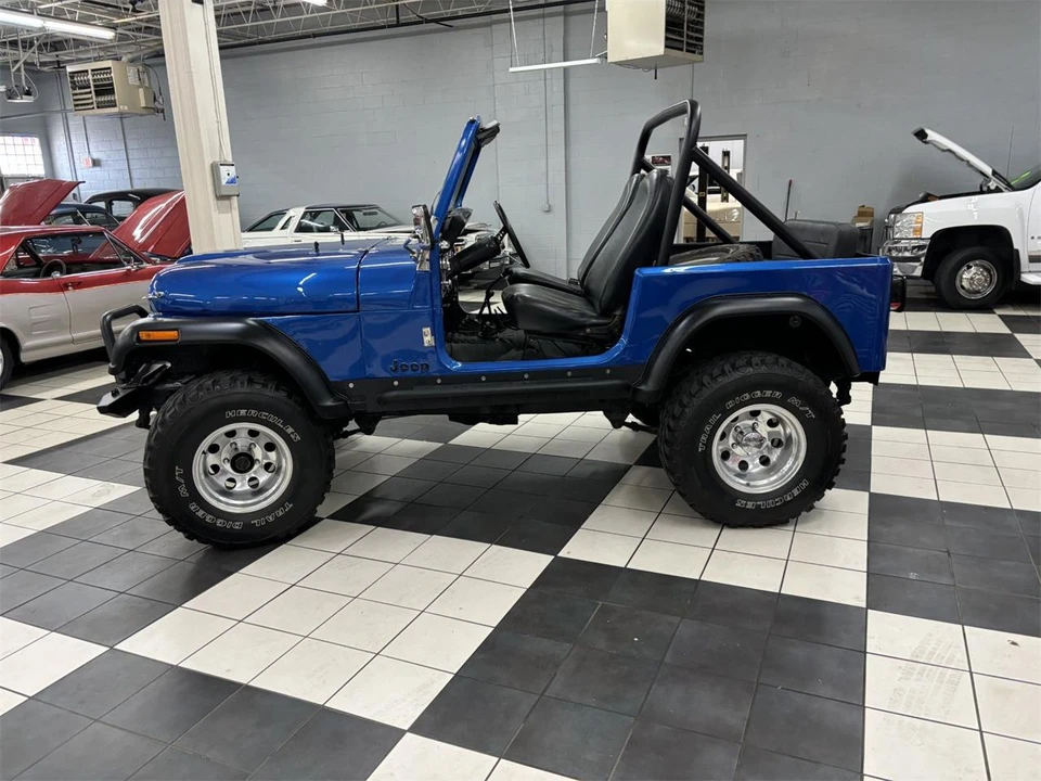 1985 Jeep CJ7 - Image 5 of 15