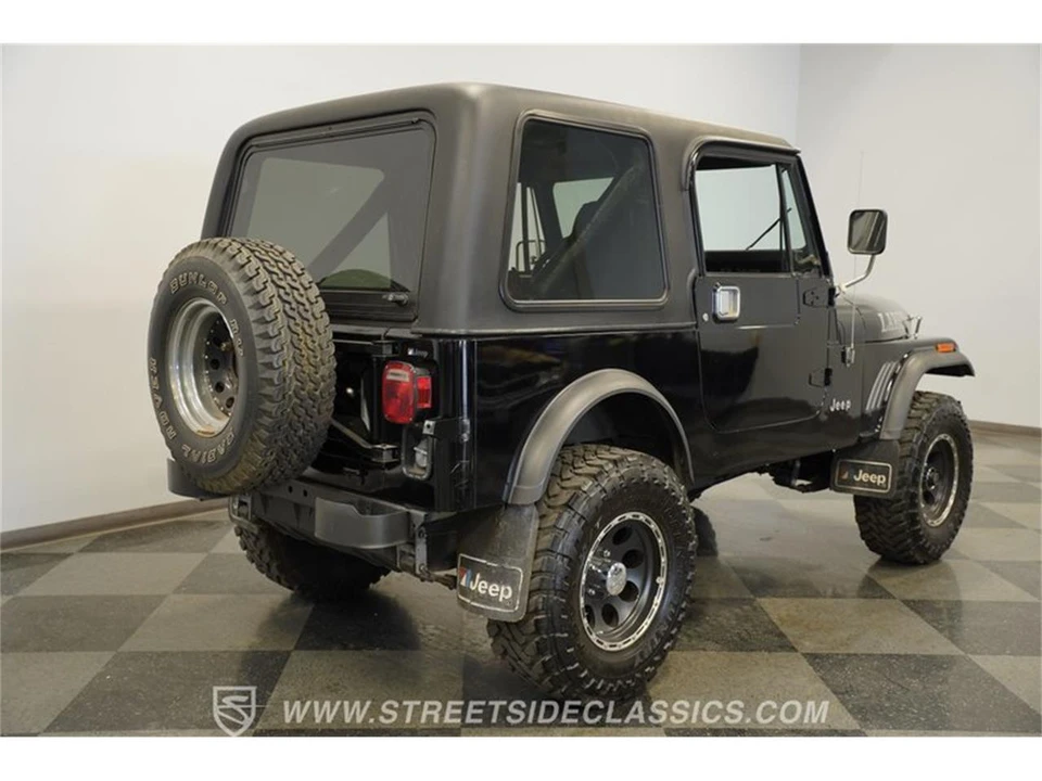 1985 Jeep CJ7 - Image 11 of 31