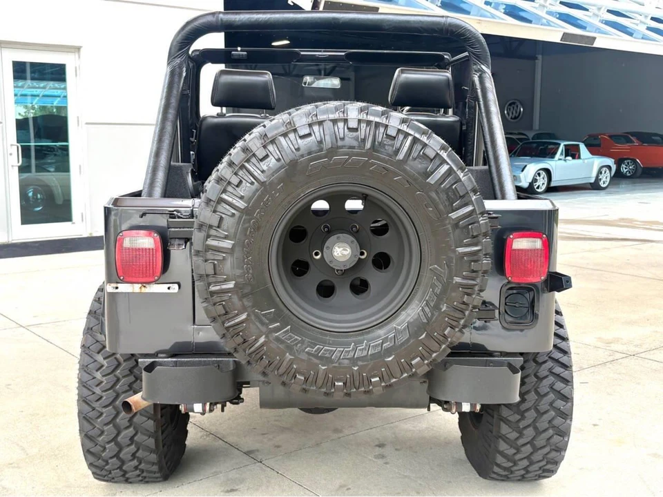 1985 Jeep CJ7 - Image 7 of 31