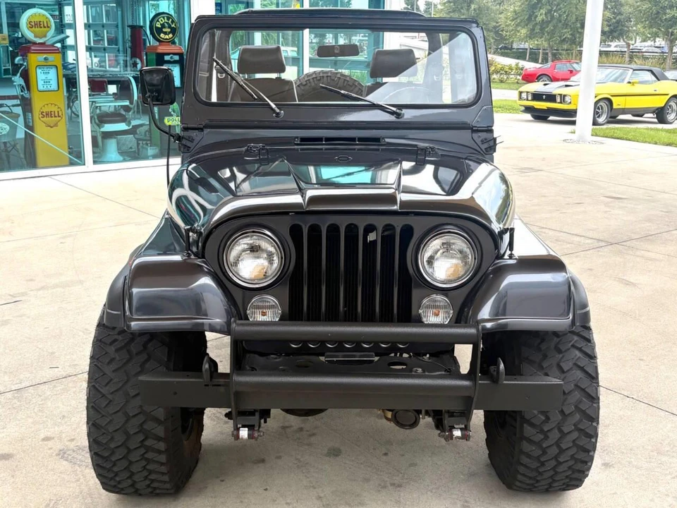 1985 Jeep CJ7 - Image 3 of 31