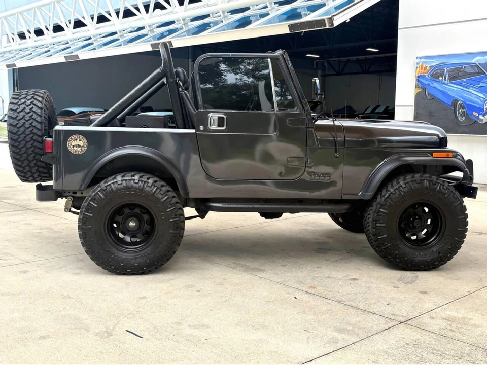 1985 Jeep CJ7 - Image 5 of 31