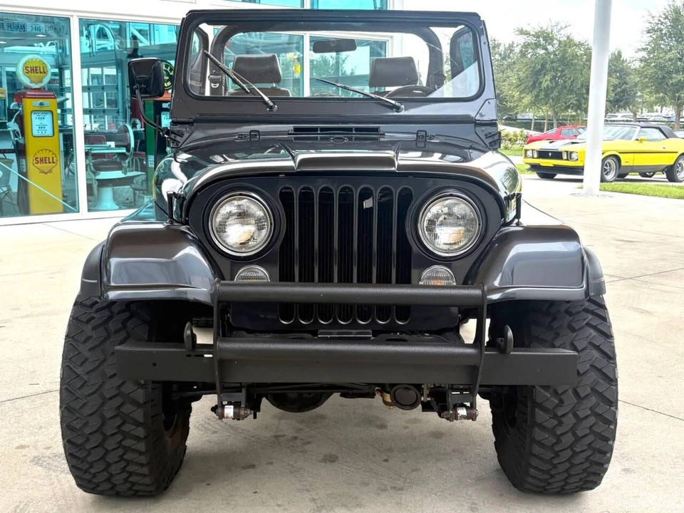 1985 Jeep CJ7 - Image 2 of 31