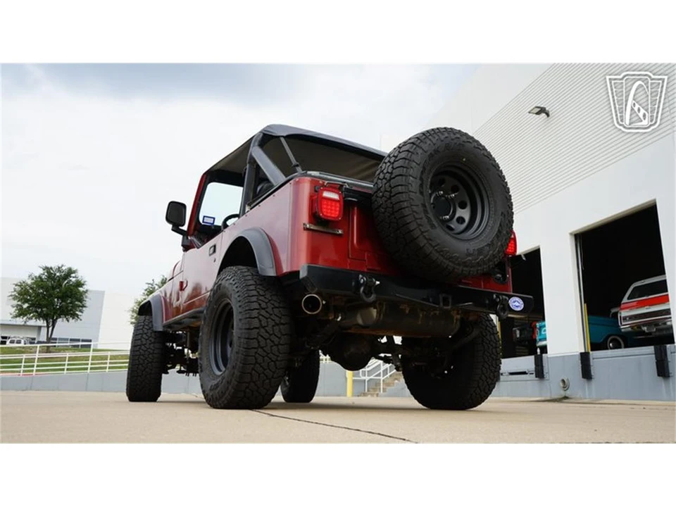 1985 Jeep CJ7 - Image 10 of 31