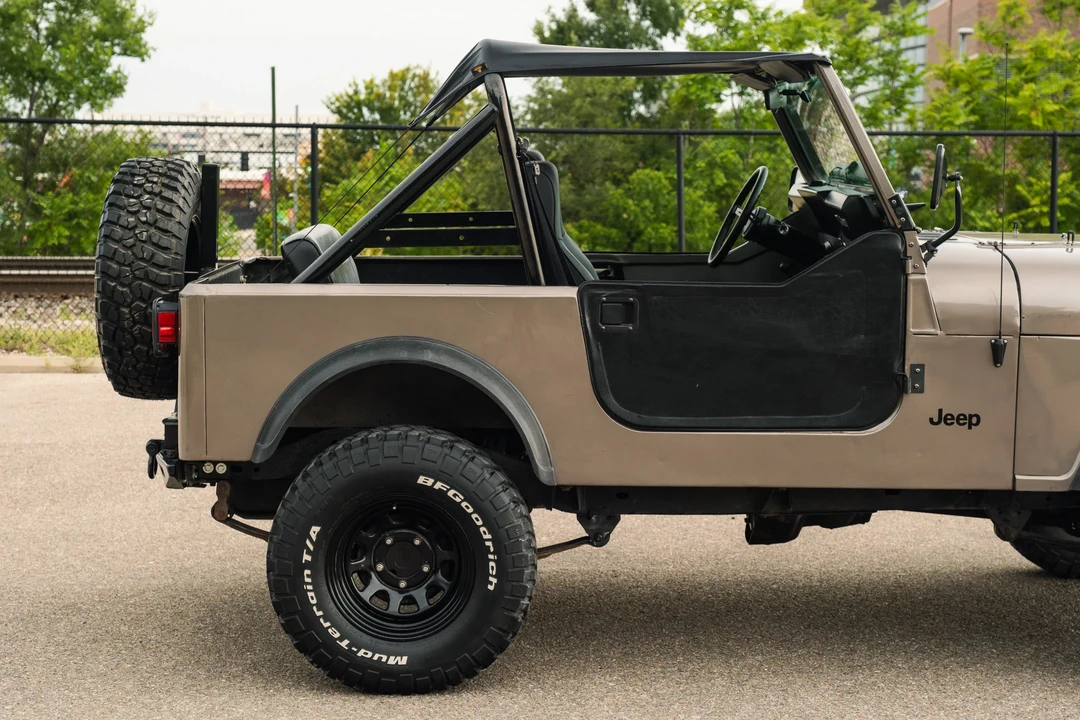 1985 Jeep CJ7 - Image 14 of 31