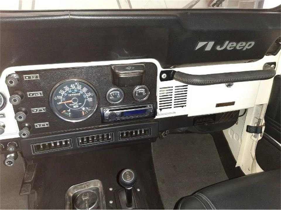 1985 Jeep CJ7 - Image 3 of 23