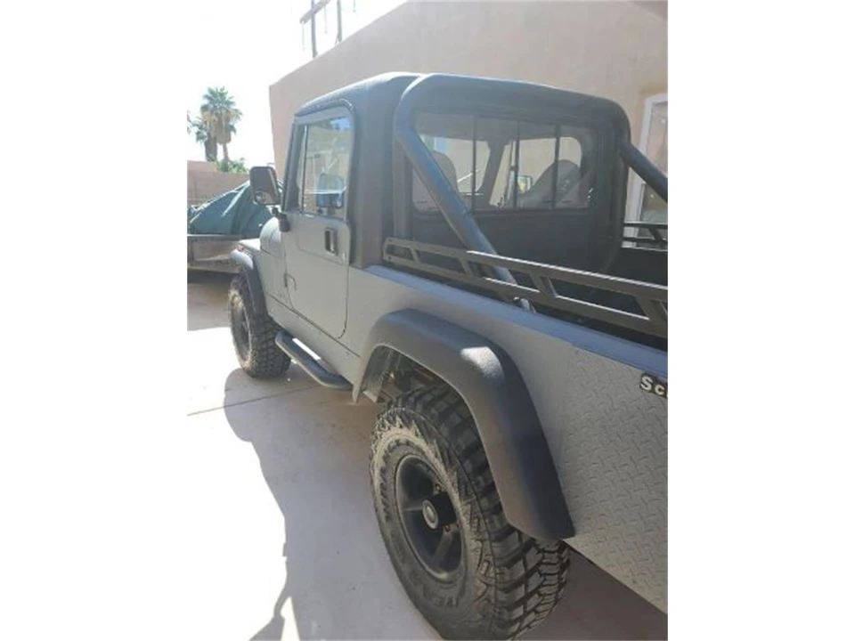 1985 Jeep CJ8 Scrambler - Image 7 of 24