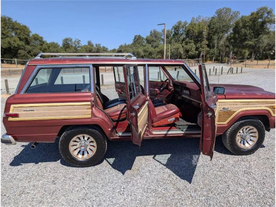 1985 Jeep XJ Cherokee - Image 12 of 13