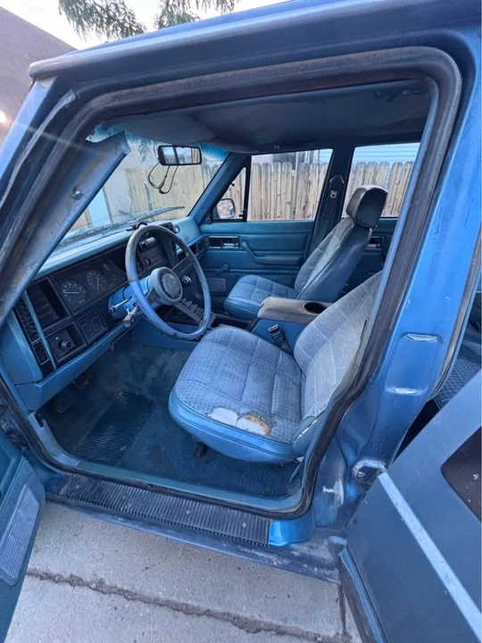 1985 Jeep XJ Cherokee - Image 10 of 15