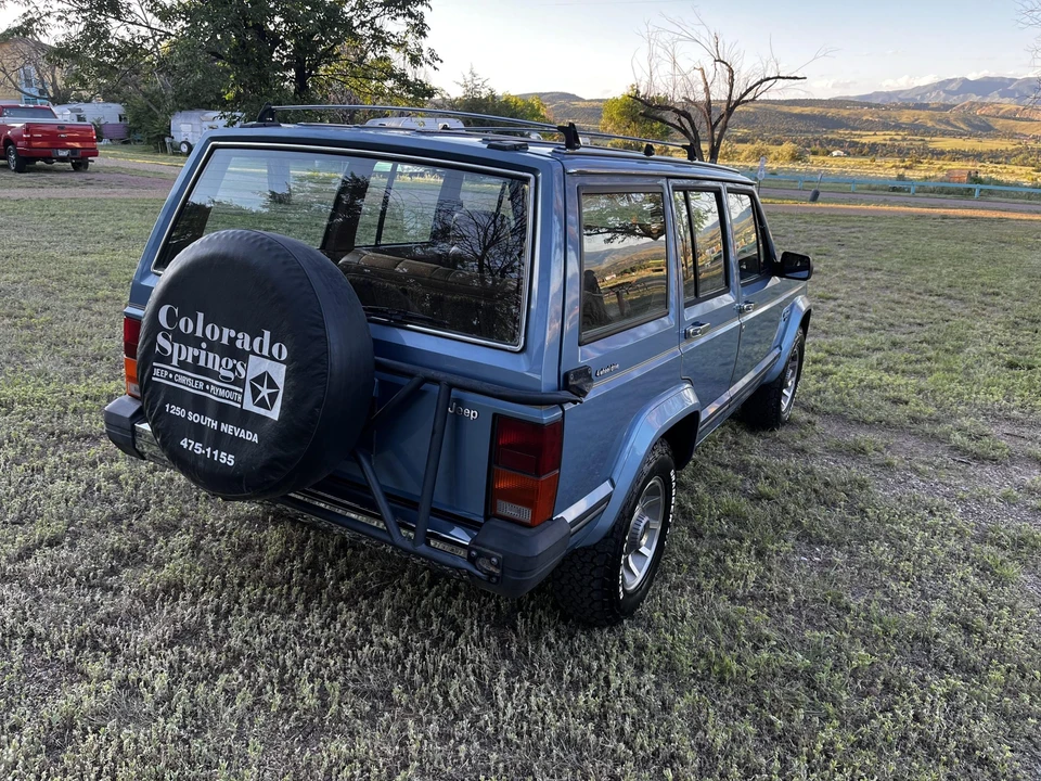 1985 Jeep XJ Cherokee - Image 14 of 31