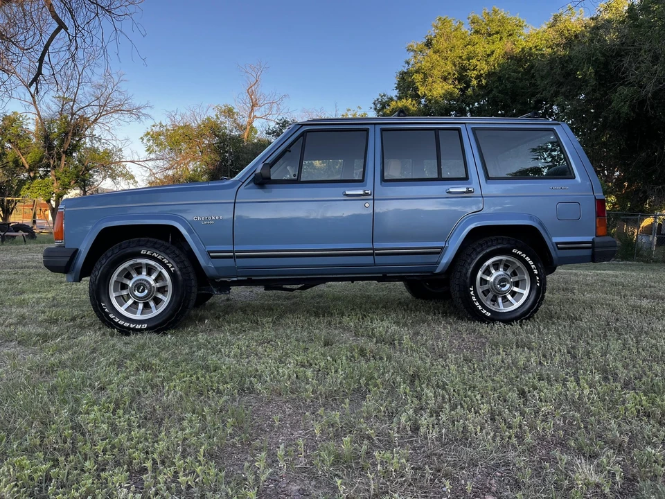 1985 Jeep XJ Cherokee - Image 7 of 31