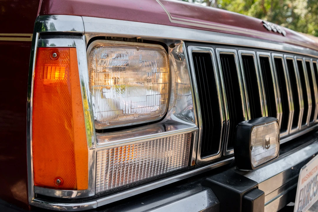 1985 Jeep XJ Cherokee - Image 16 of 31