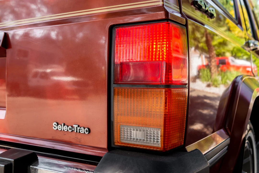 1985 Jeep XJ Cherokee - Image 19 of 31