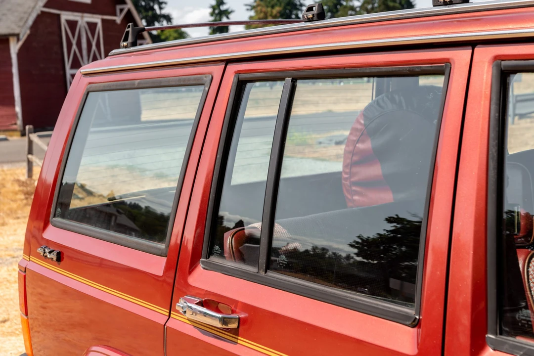 1985 Jeep XJ Cherokee - Image 22 of 31