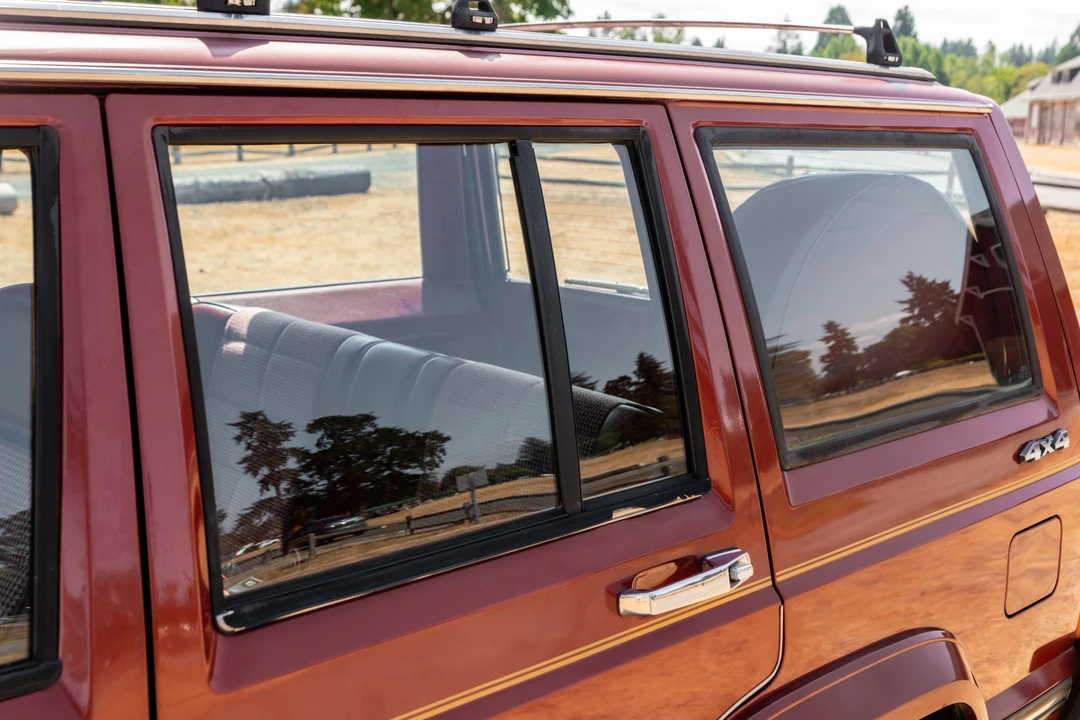 1985 Jeep XJ Cherokee - Image 28 of 31