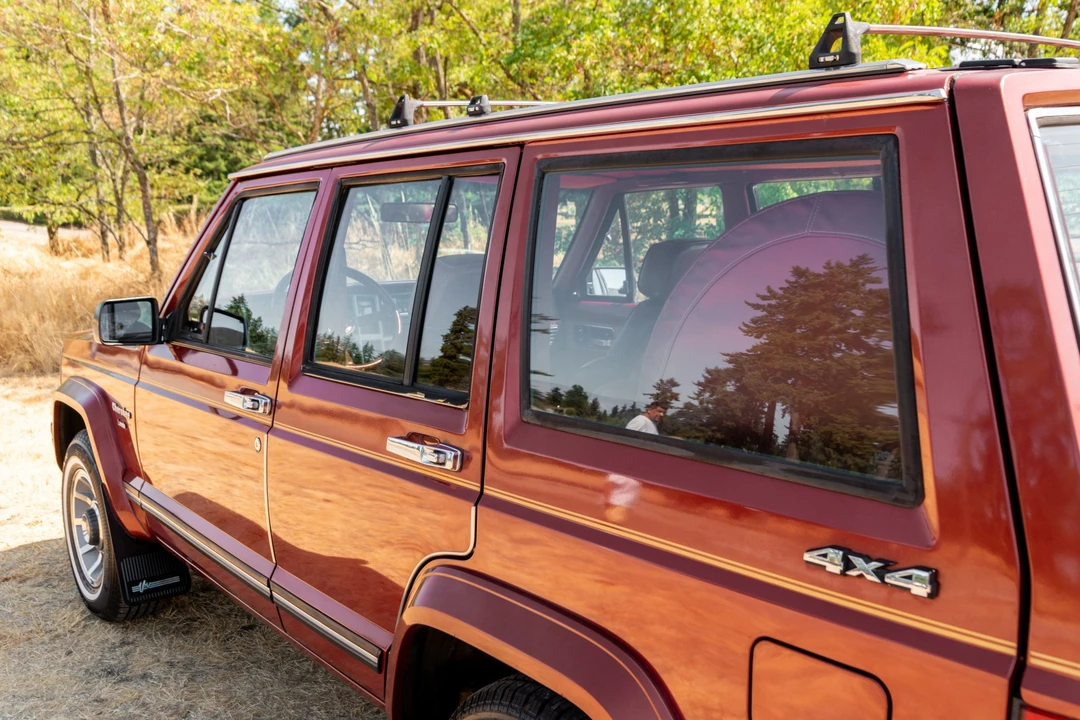 1985 Jeep XJ Cherokee - Image 11 of 31