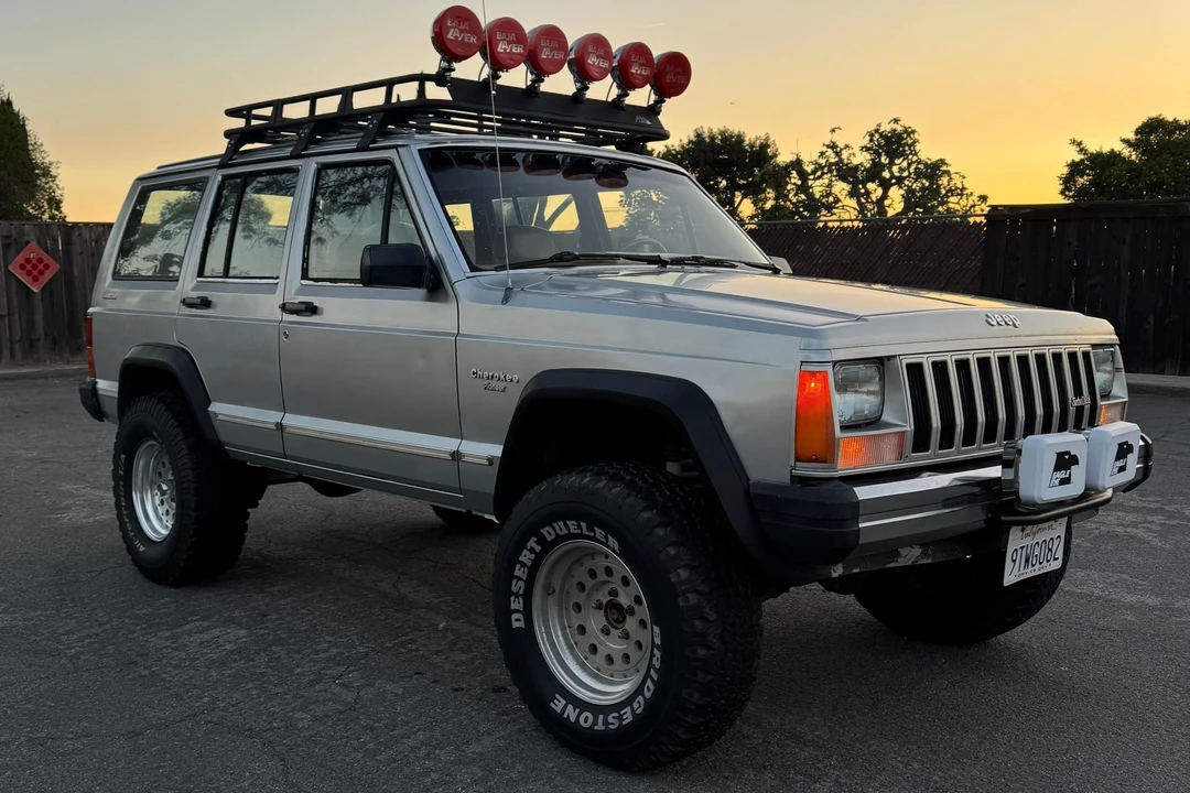 1985 Jeep XJ Cherokee - Image 8 of 31