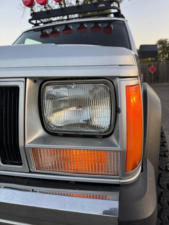 1985 Jeep XJ Cherokee - Image 16 of 31
