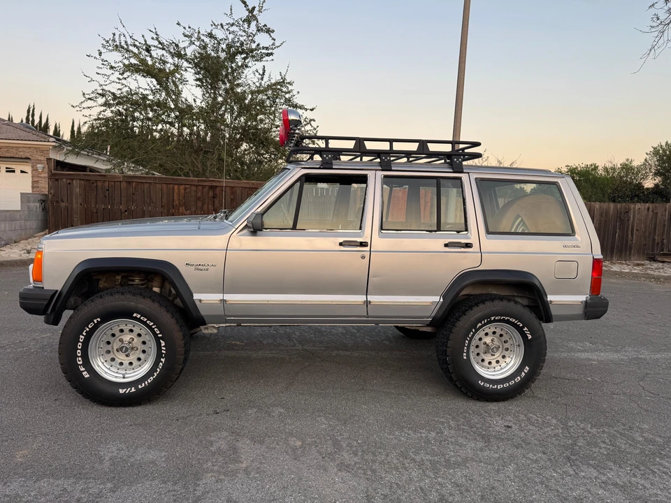 1985 Jeep XJ Cherokee - Image 7 of 31