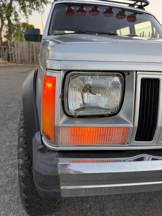 1985 Jeep XJ Cherokee - Image 14 of 31