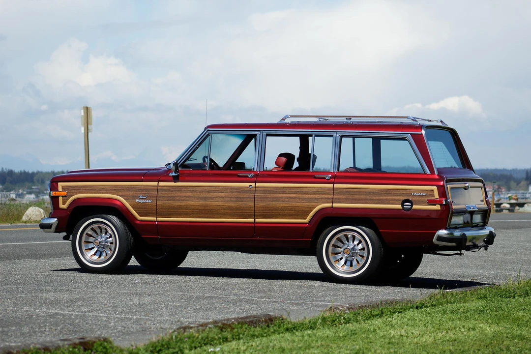 1985 Jeep SJ Grand Wagoneer - Image 30 of 31