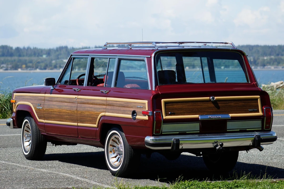 1985 Jeep SJ Grand Wagoneer - Image 31 of 31