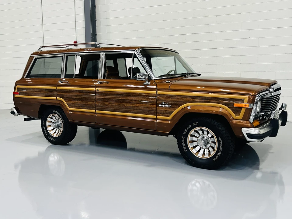 1985 Jeep SJ Grand Wagoneer - Image 26 of 31
