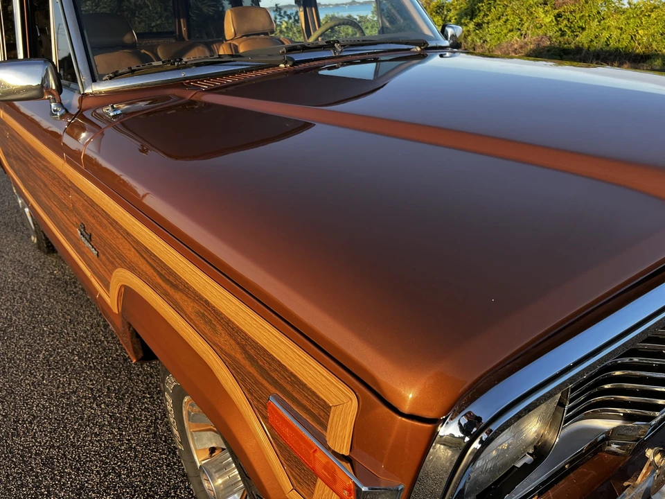 1985 Jeep SJ Grand Wagoneer - Image 30 of 31