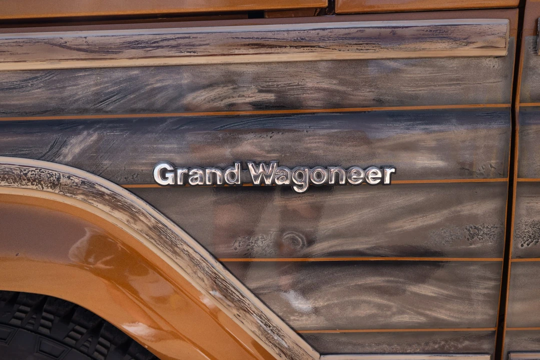1985 Jeep SJ Grand Wagoneer - Image 26 of 31