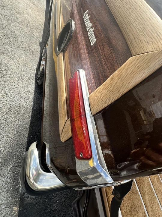 1985 Jeep SJ Grand Wagoneer - Image 26 of 31