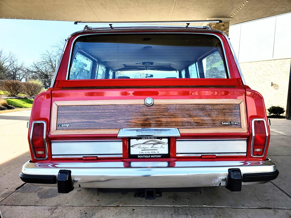 1985 Jeep SJ Grand Wagoneer - Image 8 of 31