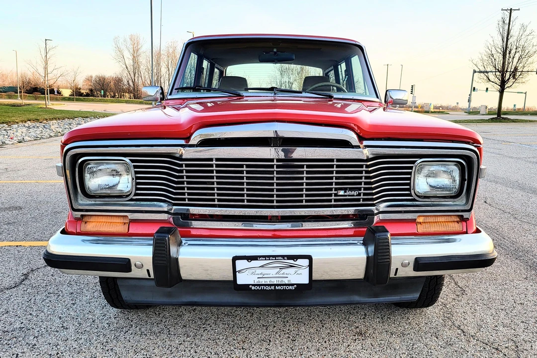 1985 Jeep SJ Grand Wagoneer - Image 2 of 31