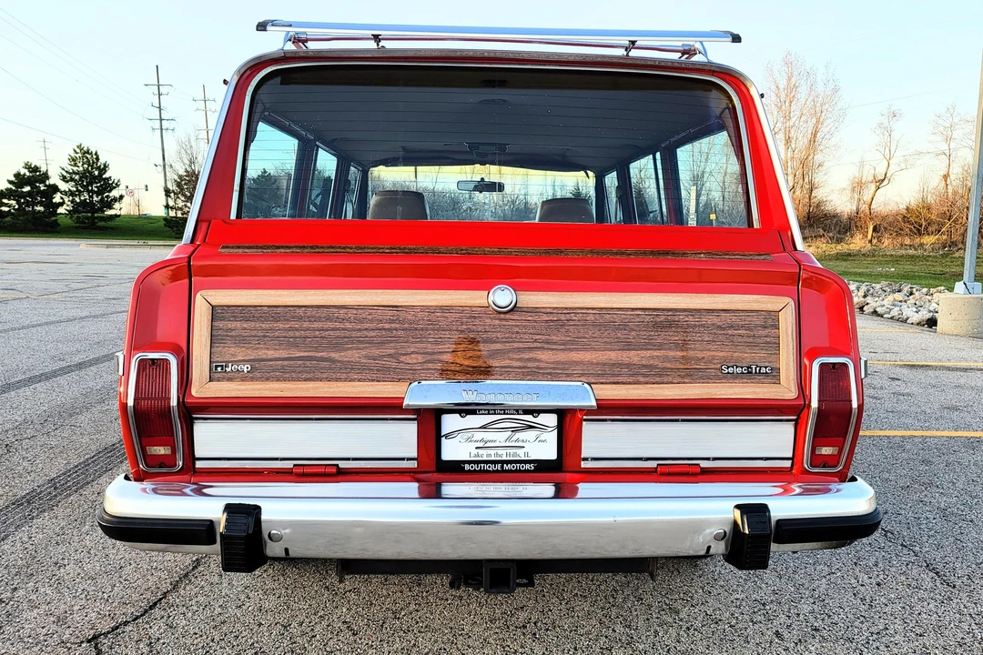 1985 Jeep SJ Grand Wagoneer - Image 5 of 31